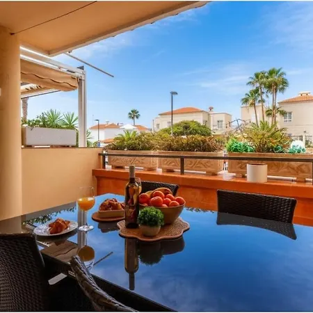 Apartmán Cozy & Peaceful In Playa De Fanabe *